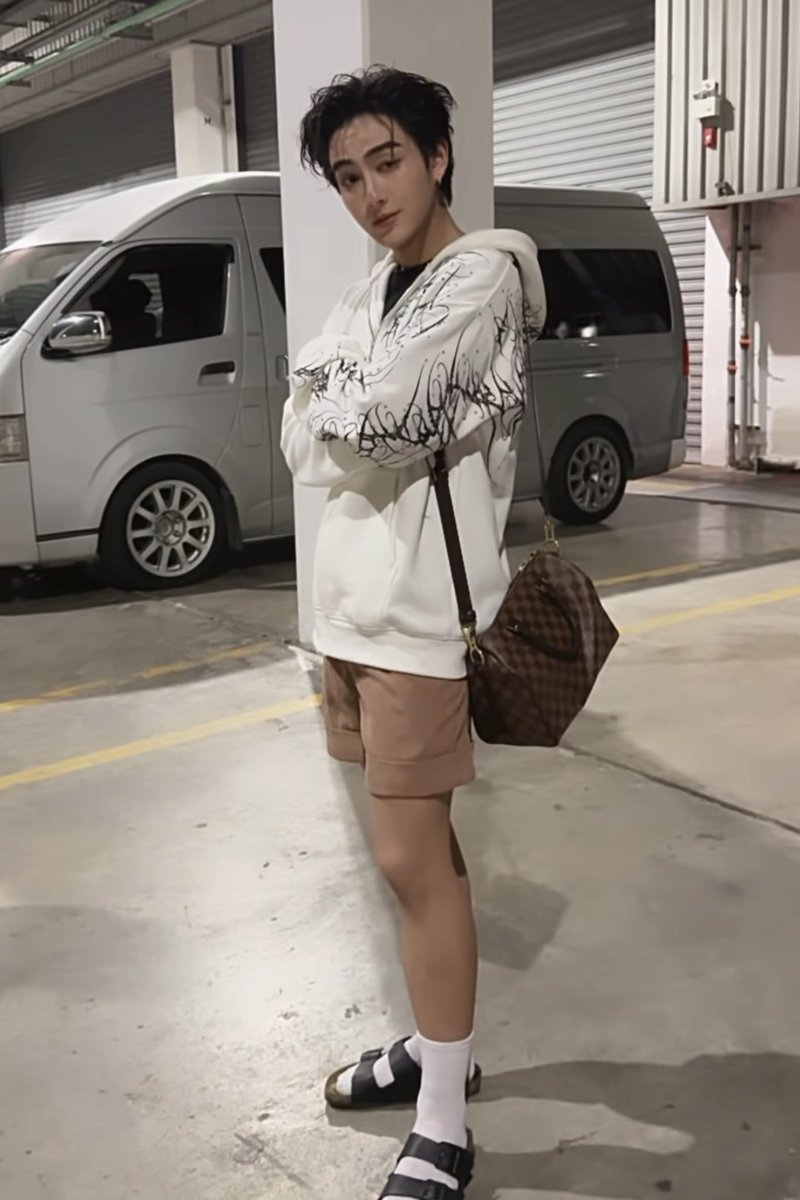 yourbabe! 🐈⬛💘 tweet media