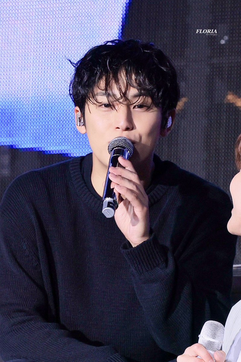 𝐅𝐋𝐎𝐑𝐈𝐀 tweet media