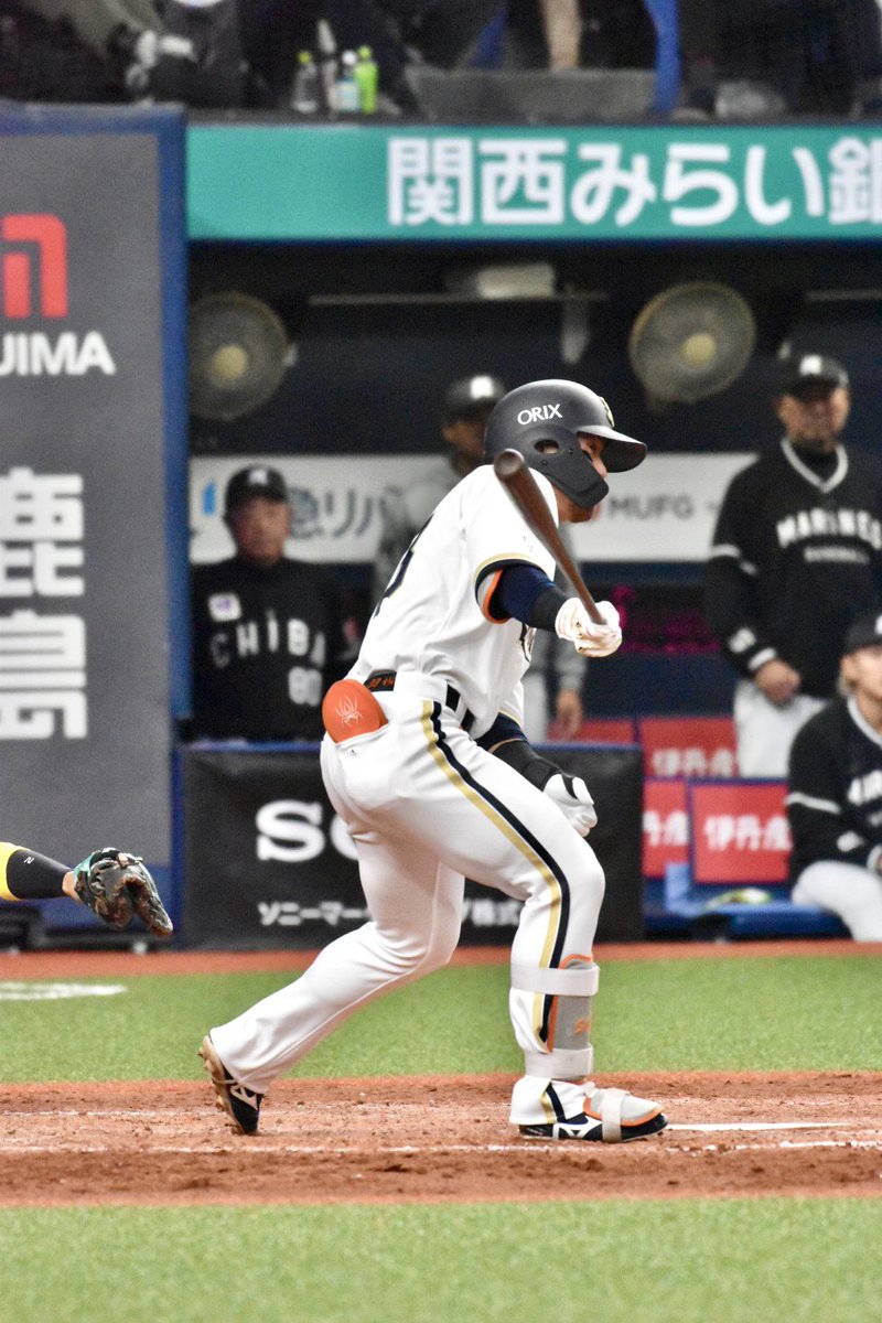 こーしー tweet media