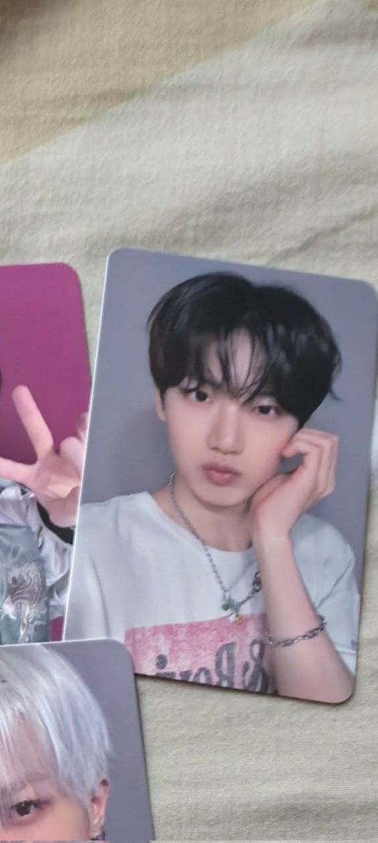 aya | vvv ia 📚 tweet media