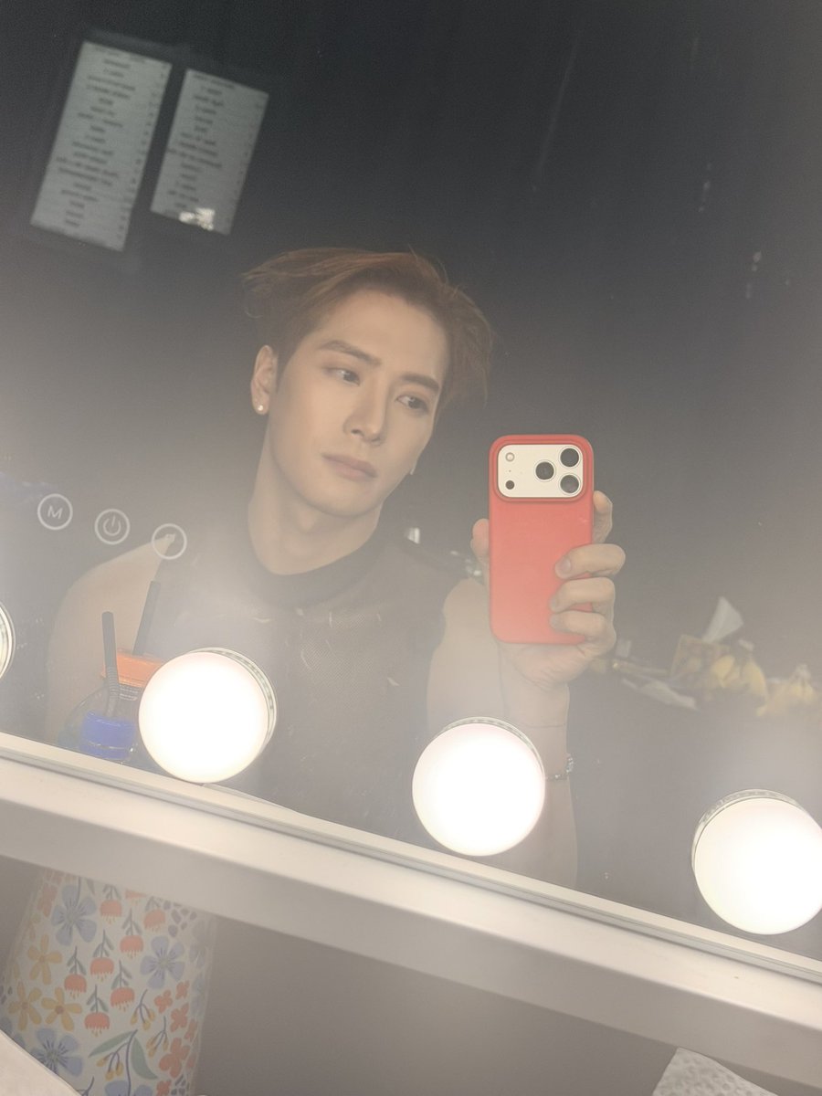 Jackson Wang tweet media