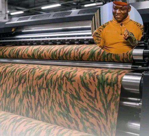 WithoutHistory tweet media