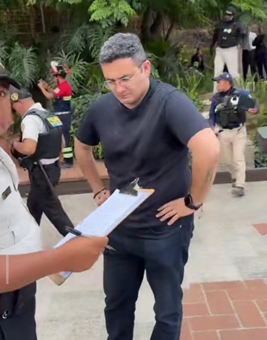 Ponchitoker tweet media