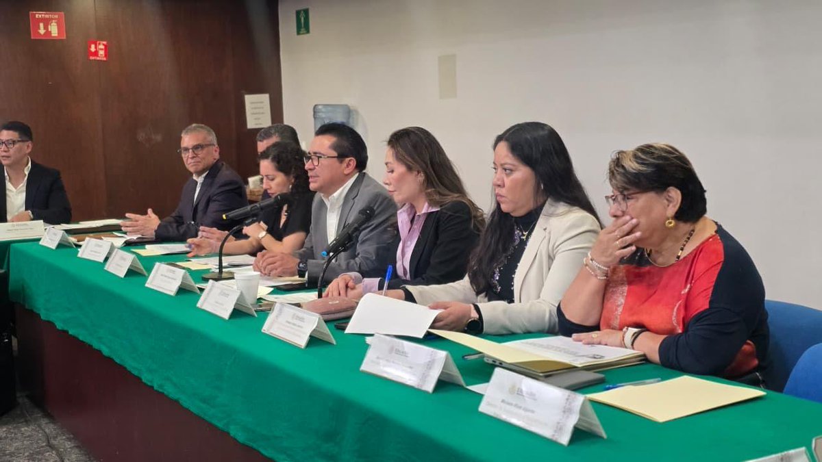 CONSOLIDAMOS LA JUSTICIA LABORAL PARA QUIENES SON EL ALMA DE LA PATRIA. 🇲🇽 

En la 1ª Sesión Ordinaria de la Junta Directiva de la <a href="/USICAMM_OFICIAL/">USICAMM</a>, aprobamos los acuerdos que darán certeza a los procesos de admisión y promoción 2026-2027. Resultados probados para el magisterio.