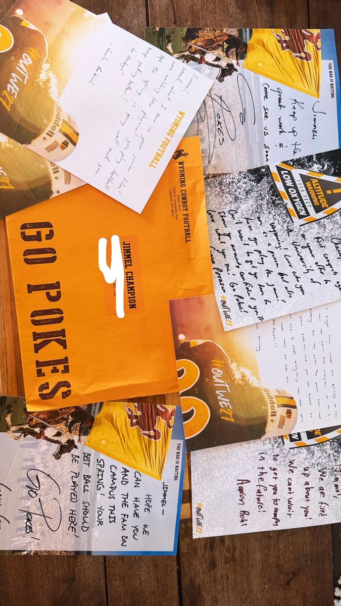 JimmelChampion's tweet photo. Blessed to receive love from Wyoming 🤠🔥Appreciate the coaches and the opportunity fr!! #AGTG #GoPokes #OwnThe27 https://t.co/aNCBfENazi