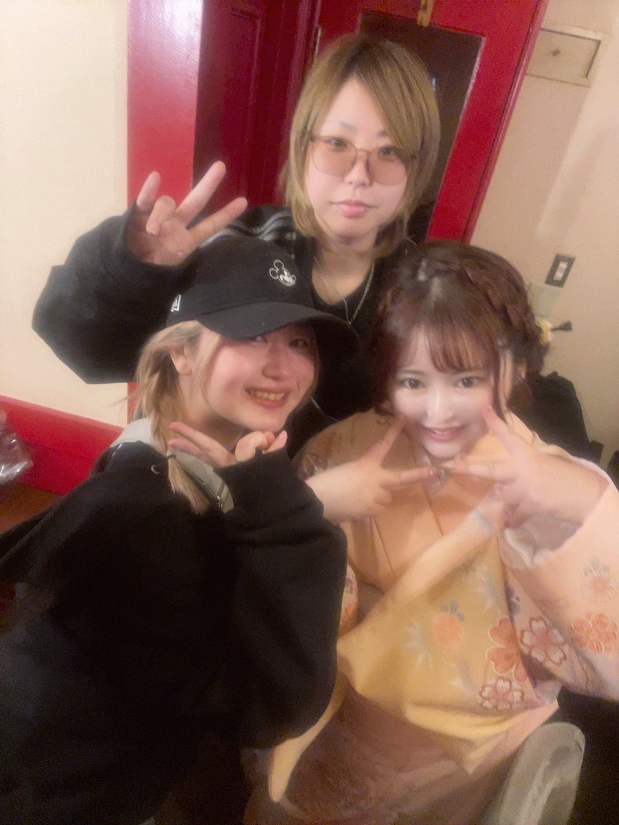 えりか\( ¨̮ 4月8･11日BDイベ tweet media