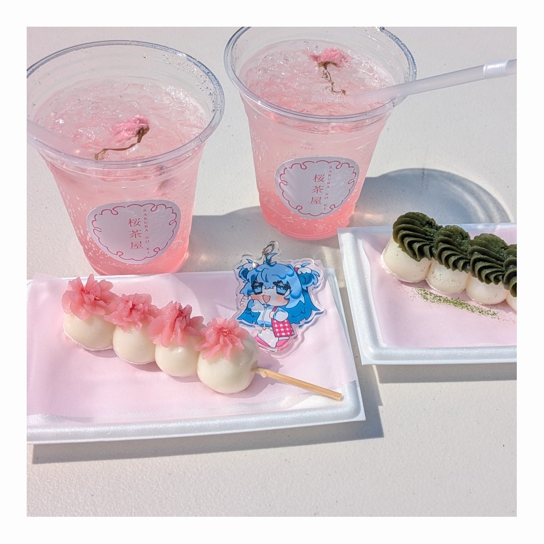 めいあ tweet media