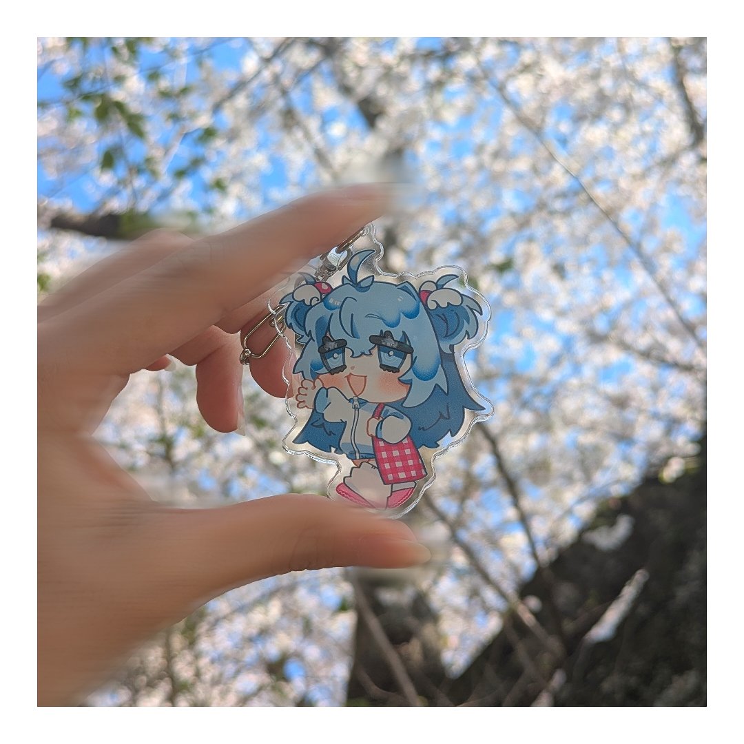 めいあ tweet media