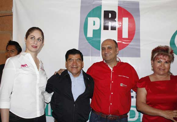 Yo no creo que ser de izquierda signifique estar a favor de que desde el gobierno se despoje a ciudadanos de sus propiedades simulando juicios con la complicidad de jueces y notarios.

Muy bien se puede ser de izquierda, morenista y condenar el fraude que encabeza Víctor Gabriel