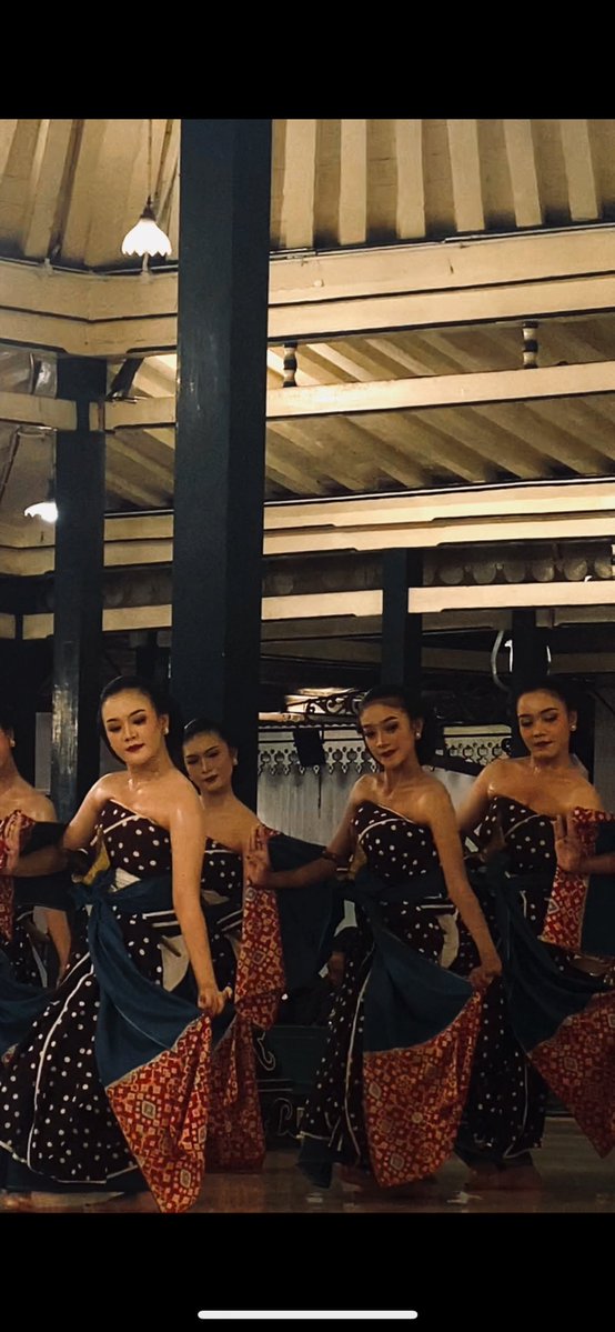 Gunung Hutan tweet media