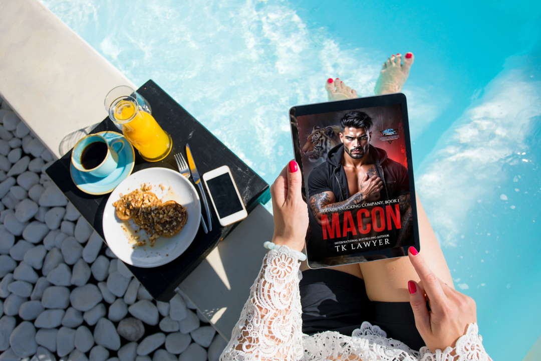 quotesrainsite's tweet photo. He wants her. She resists him. But fate has a way of breaking down even the strongest walls. Read “Macon” now. #RomanticTale  @tklawyerauthor Buy Now --> https://t.co/wvDjUCyTlT https://t.co/Ou7EYfawOK
