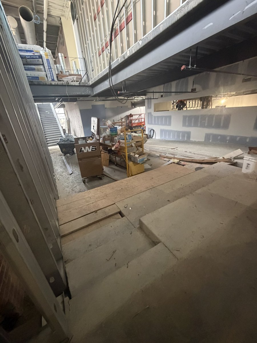 shannonmmiller's tweet photo. So much progress happening in our new @vanmeterschools library and Makerspace. It’s going to be such an amazing space for our kids, teachers, and community. I can’t wait for August!📚❤️

#vanmeter #newlibrary #newmakerspace #tlchat #futurereadylibs https://t.co/NkQO5i5lSj