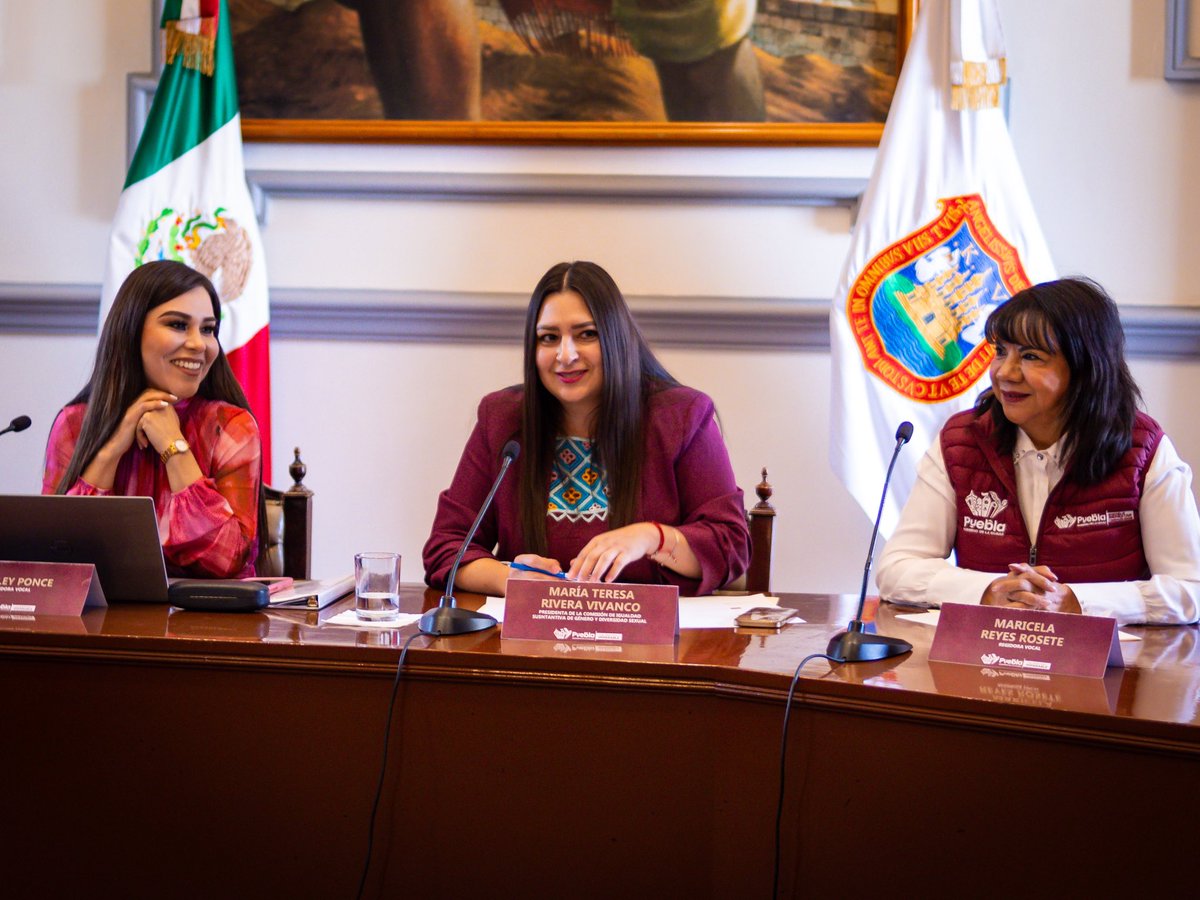 MayteRiveraV's tweet photo. 💜🏛️ En la Comisión de Igualdad Sustantiva de Género y Diversidad Sexual que presido, escuchamos el informe de actividades de la Secretaría de las Mujeres y recibimos la visita de alumnas y alumnos de la preparatoria TecMilenio. ✨📚

#RegidoraDeLaDiversidad #IgualdadSustantiva https://t.co/ZnVU51LNZS