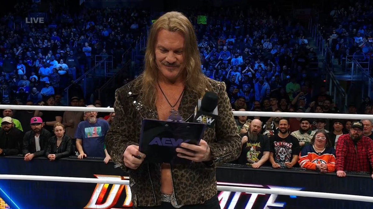 Sean Ross Sapp of Fightful.com tweet media