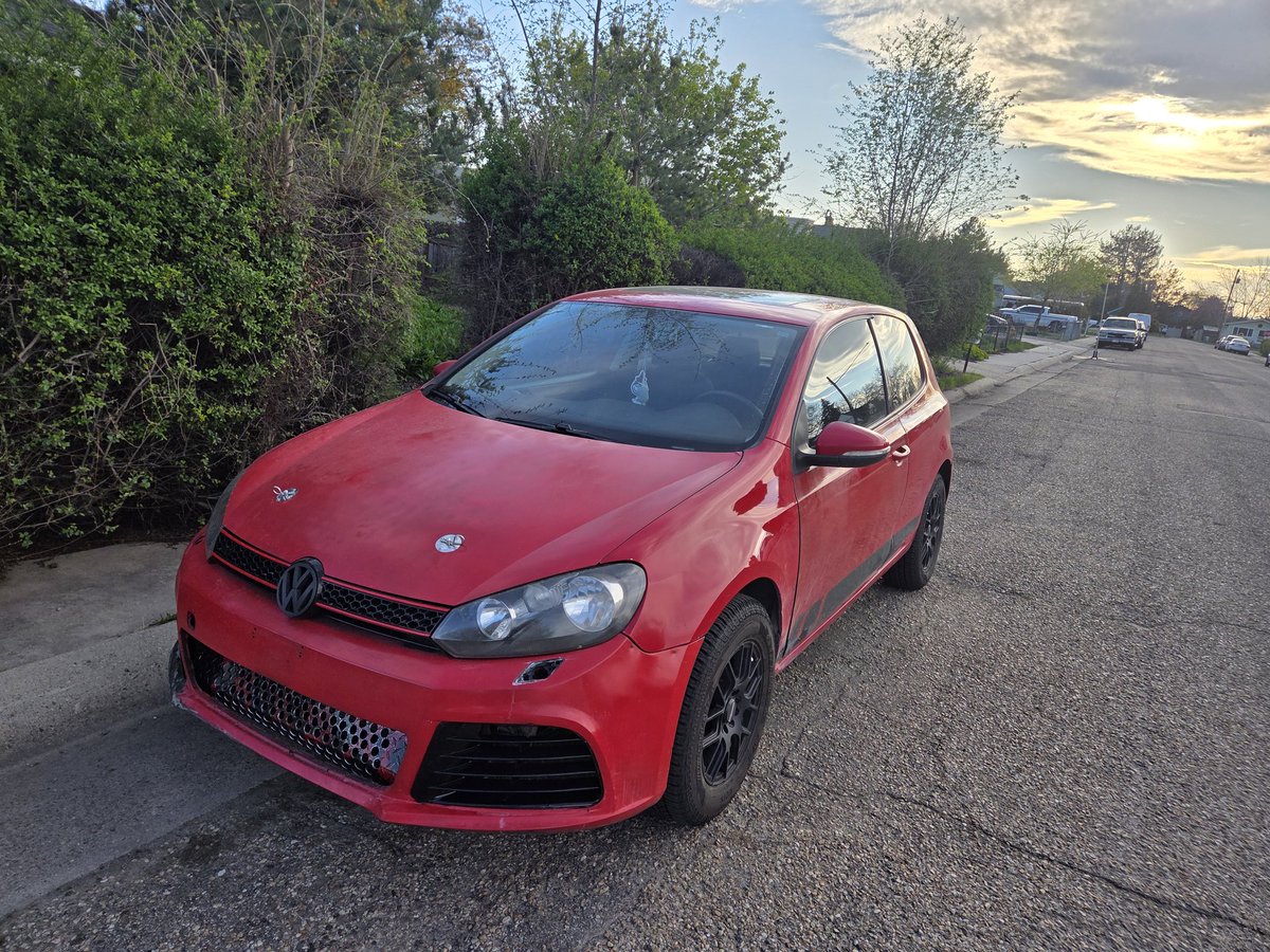 FakeNOD's tweet photo. @Ramthewoofer My chud son. Changed his oil 1k miles ago https://t.co/LYVp0hlB45