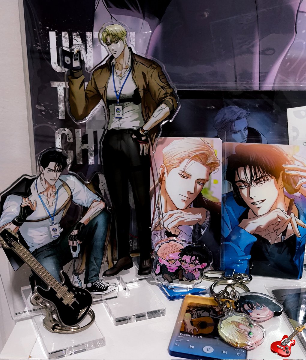 lev 🎸 jurídico ilay & flashlight tweet media