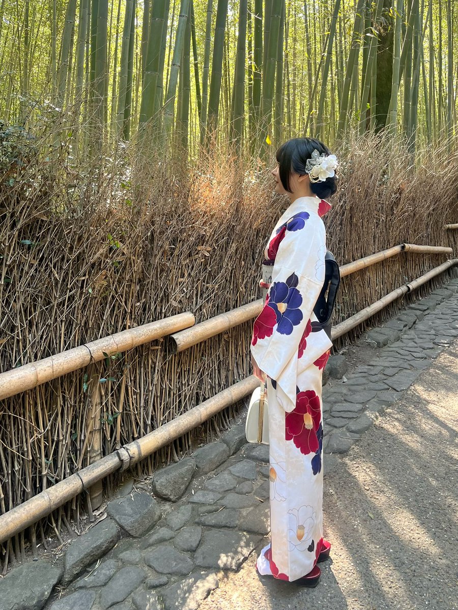b6wya7's tweet photo. 横顔だけ綺麗✨️ https://t.co/EJuesrssN7