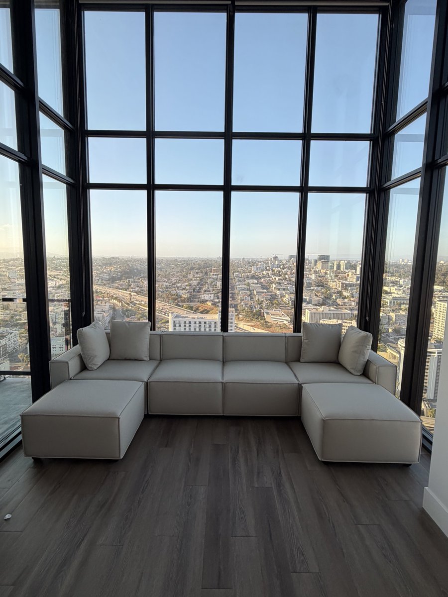 Bratty Bailey tweet media