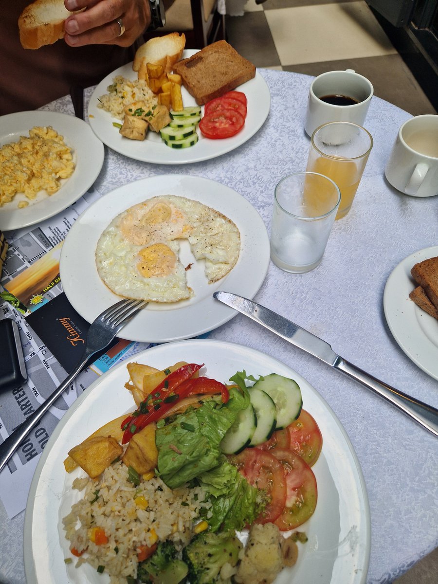 Sukani123's tweet image. Glücklich gelandet in Hoi An #Vietnam. 
Jetzt erst mal Frühstück!