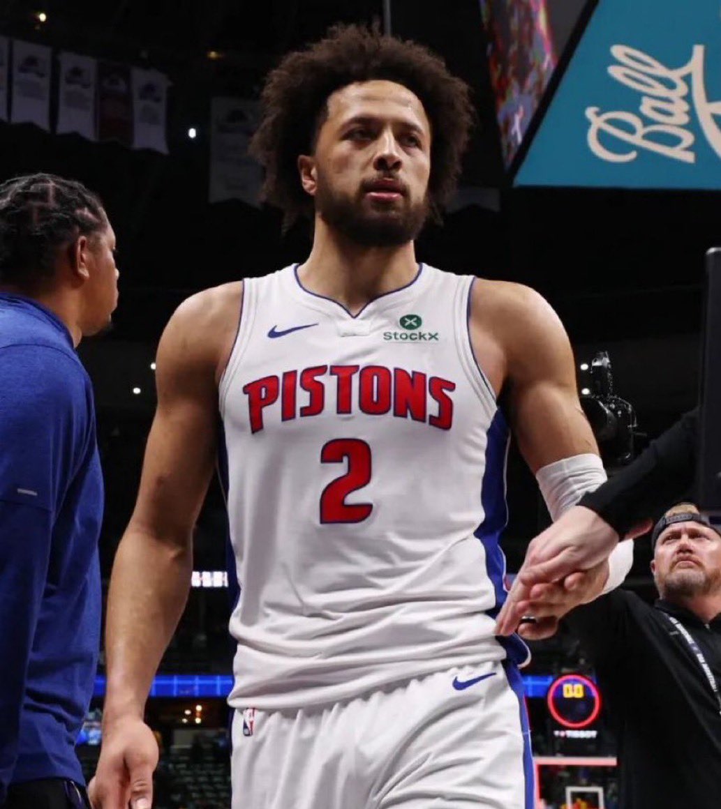 Cade Cunningham in his return tonight:

13 Points
10 Assists 
5 Rebounds 
6/11 FGM
1/2 3PM
26 Minutes 

He’s back. 🔥