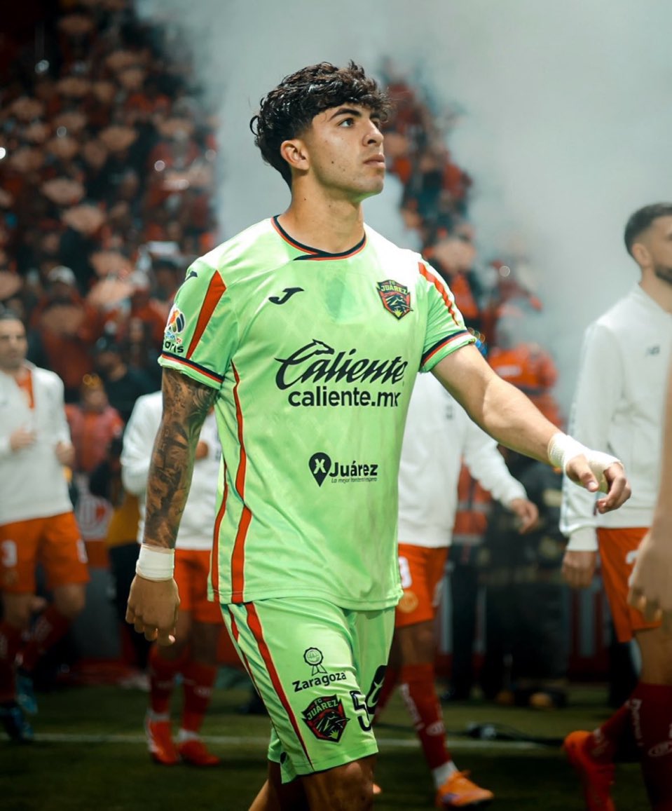 Carpeta Rayada tweet media