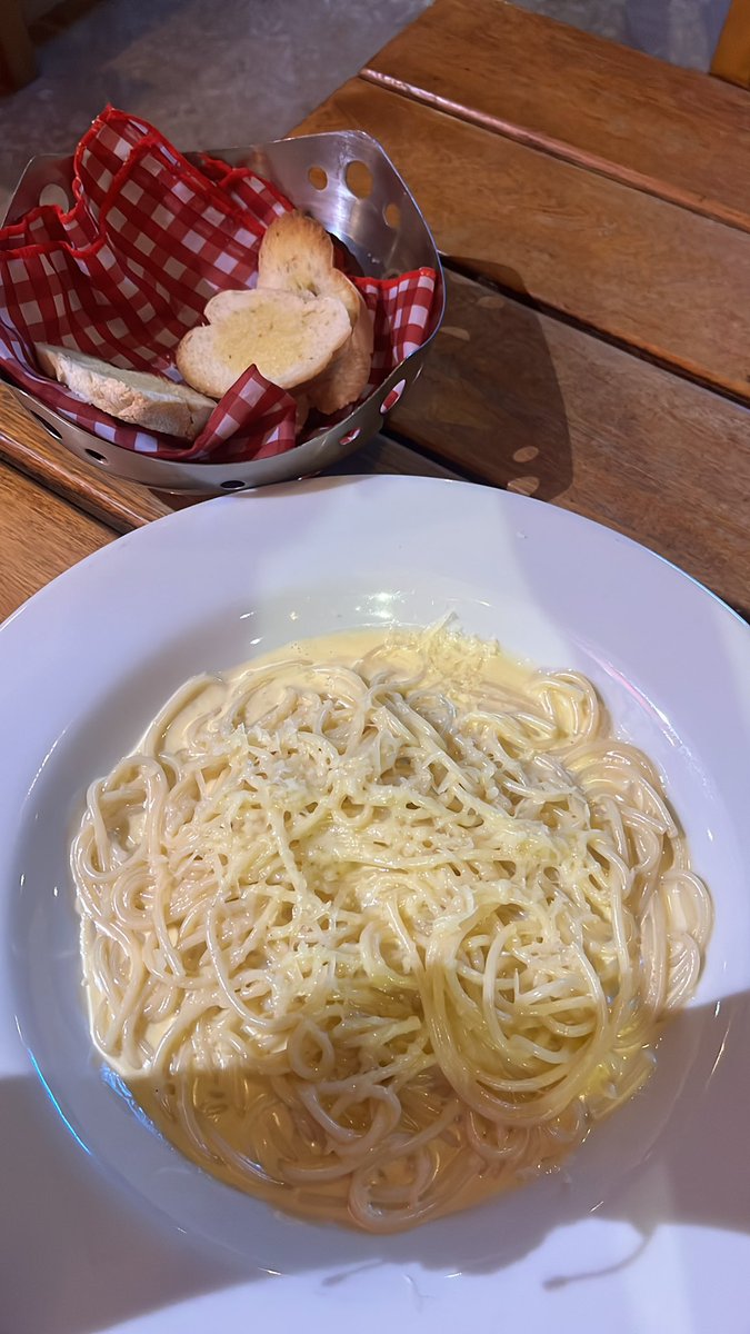 Roberto Carlos tweet media