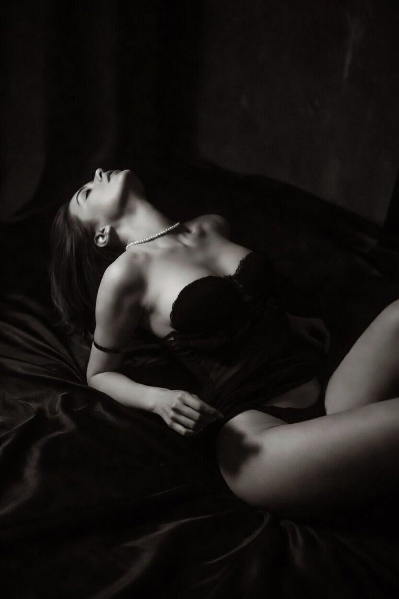 Elisabeta tweet media