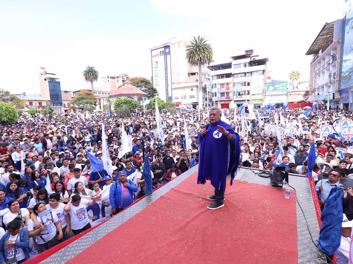 César Acuña Peralta tweet media