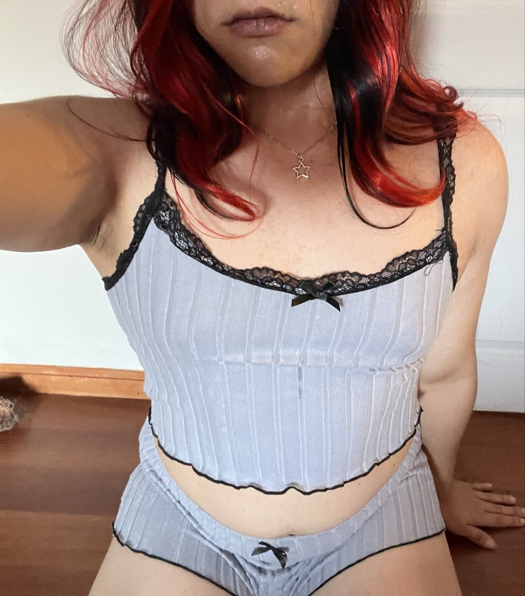 xrxxcd's tweet photo. Me encanta este pijama🥰
#crossdresser #travesti https://t.co/IEEJouegXz