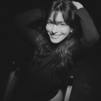 ivy wears prada 2ใโ tweet media