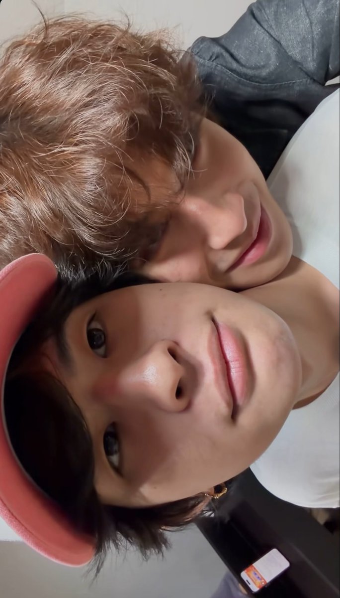 YOU☺︎ยู tweet media