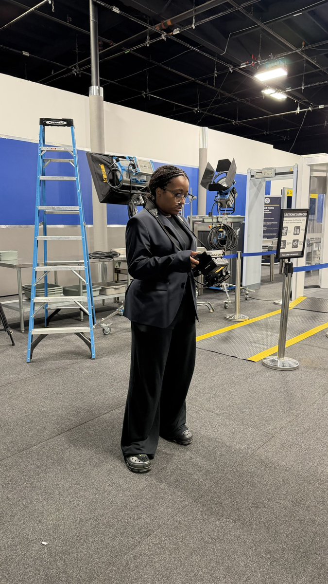 Michelle Thomas 🤭 tweet media