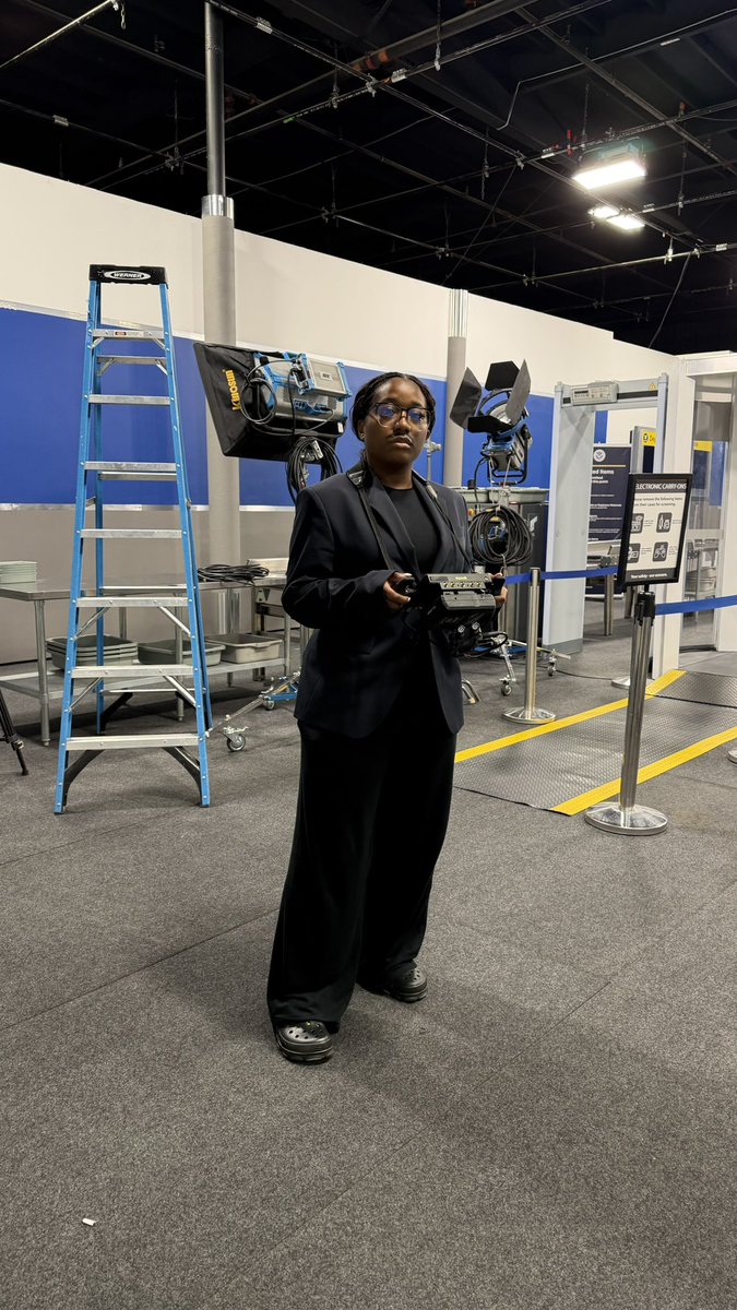 Michelle Thomas 🤭 tweet media