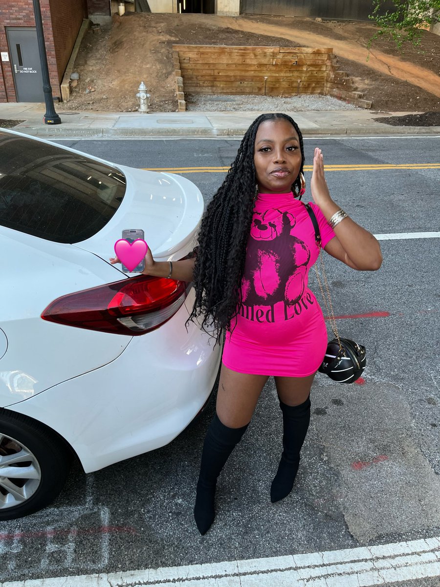 𝓑𝓮𝓭𝓻𝓸𝓸𝓶 𝓫𝓾𝓵𝓵𝔂💋 FACETIMES $35-$55 tweet media