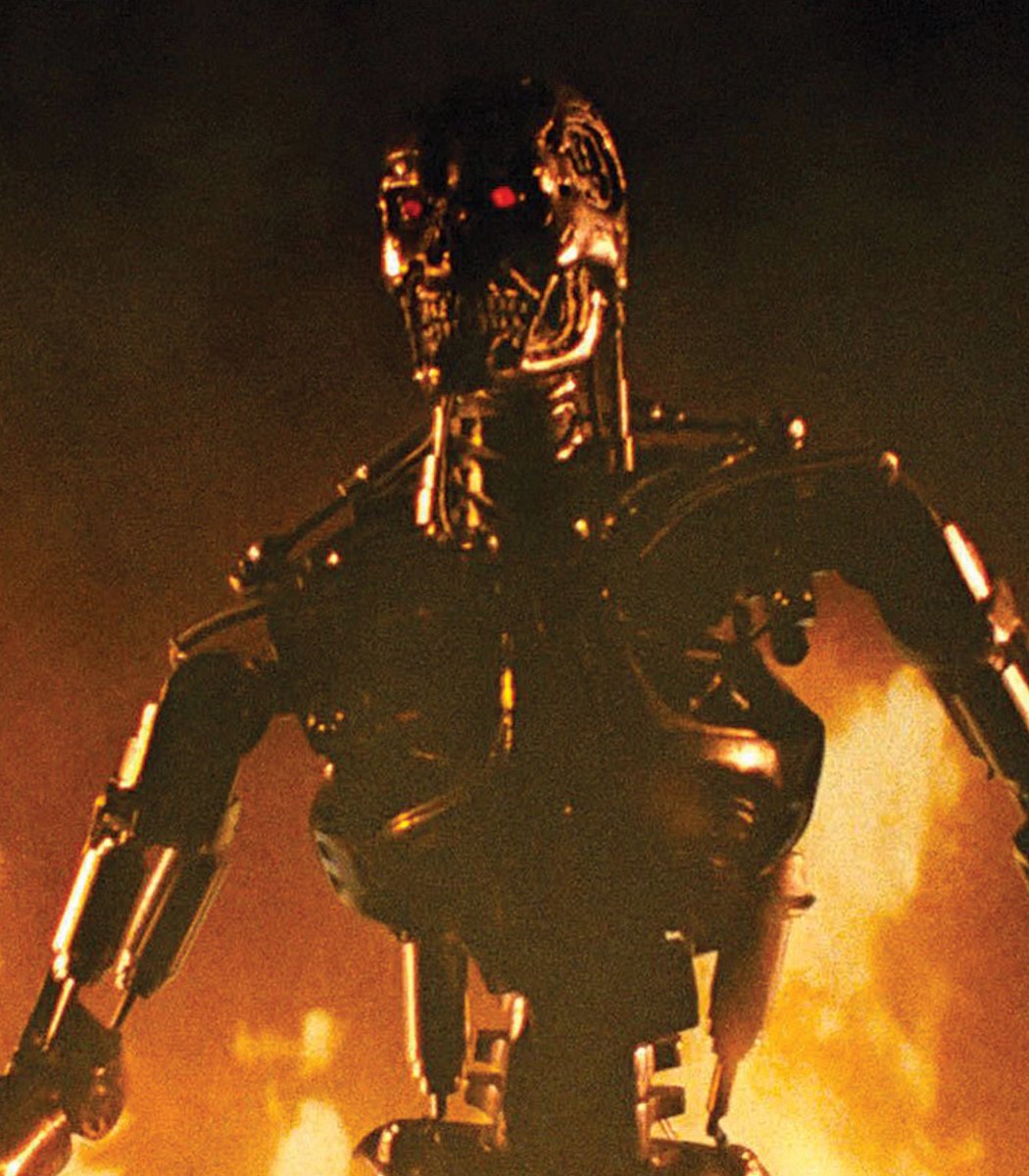 pubity's tweet photo. Anthropic's new Mythos Claude model is so powerful that it may never be available to the general public.

They had employees who knew nothing about cybersecurity test it, and they were able to breach high-security networks with almost no effort. https://t.co/FbryOG2ggx