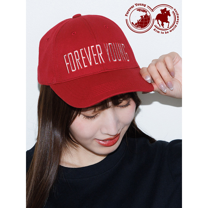 netkeibashop's tweet photo. 【新商品】
年度代表馬 フォーエバーヤング
netkeibaショップオリジナルグッズが初登場✨

ブルゾンをはじめ、世界最高峰の舞台で活躍するフォーエバーヤングをモチーフにしたアパレル＆雑貨がラインナップ🐴

今しか手に入らない注目アイテムをぜひチェック👇