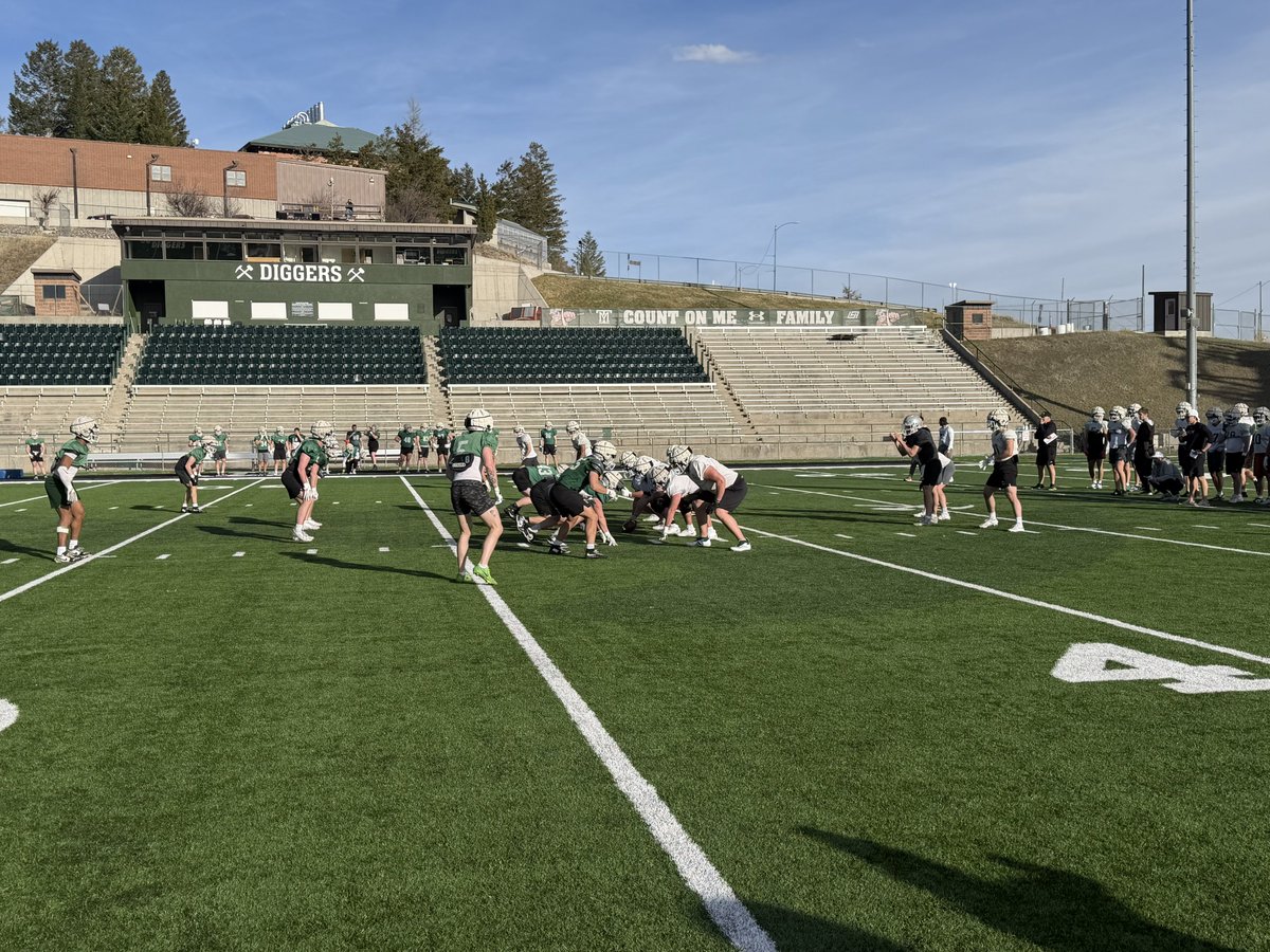 Montana Tech Football tweet media