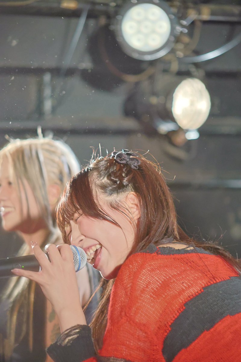 シャイロック tweet media