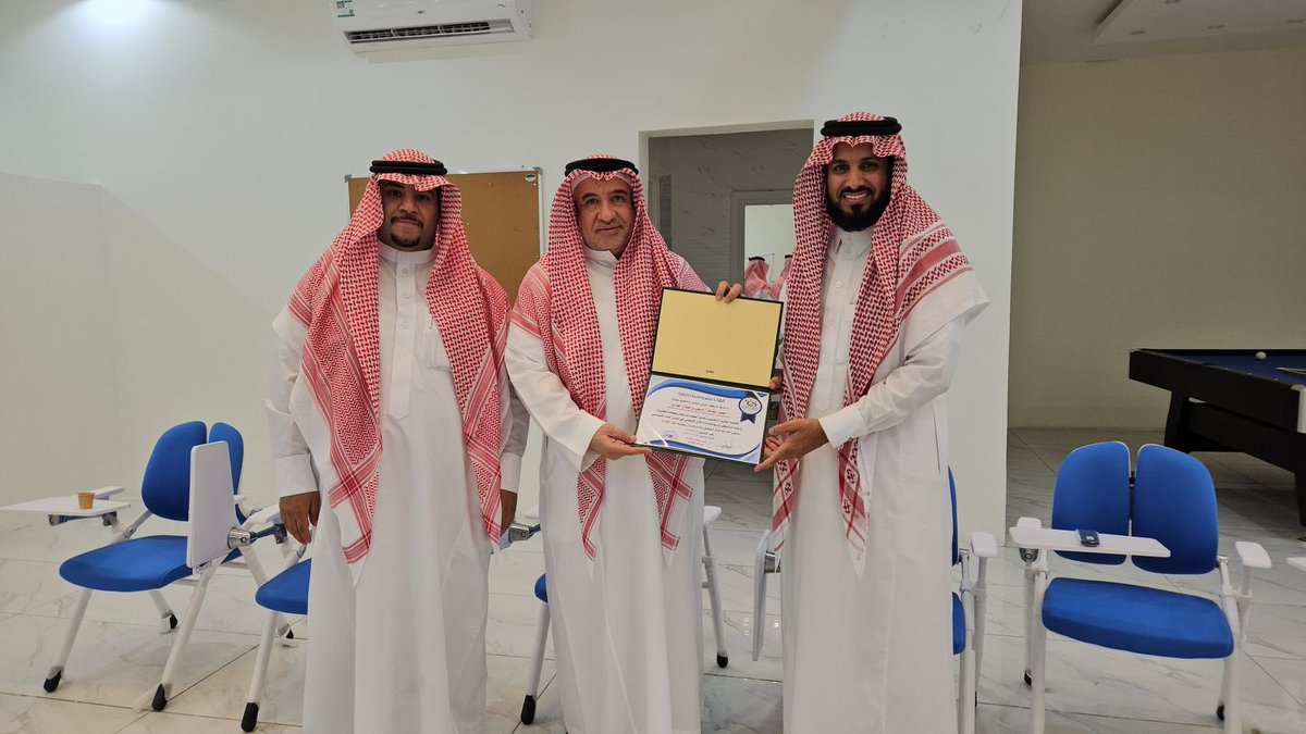 الرأي الشامل والتأهيل tweet media