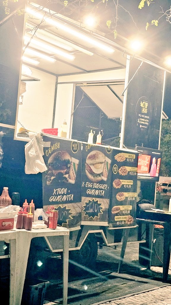 cabeça do palhaço tweet media