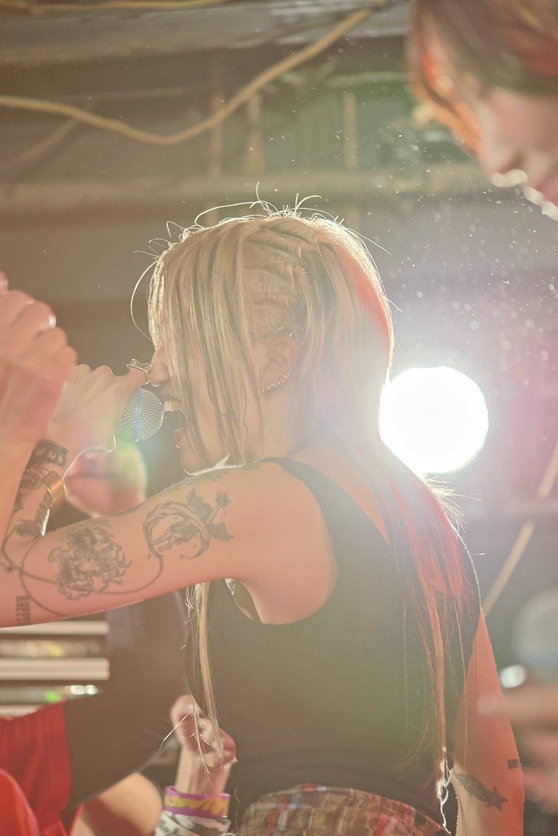 シャイロック tweet media