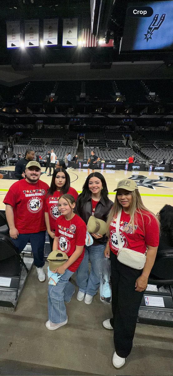 teams4taps tweet media