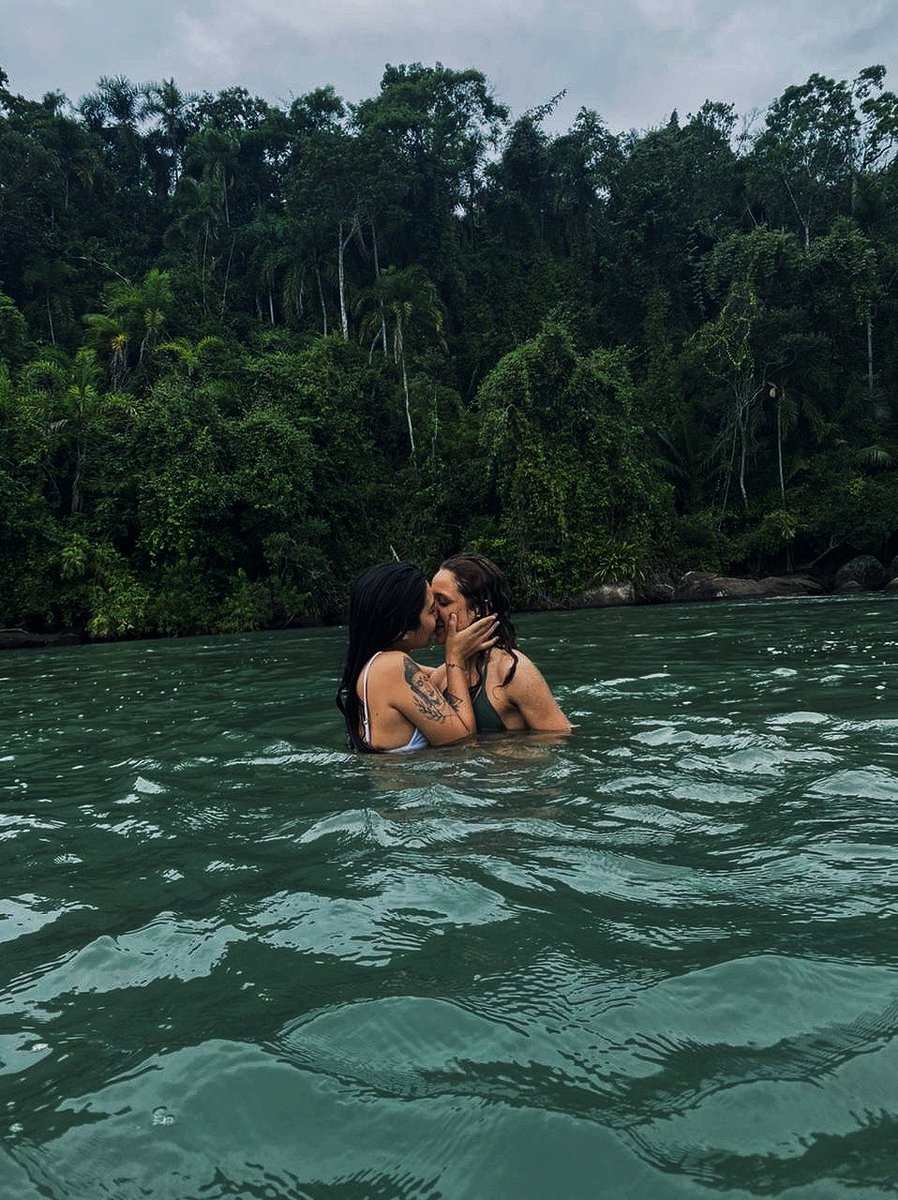 maciel_ba's tweet photo. Eu e minha namorada sendo um belo casal inter-racial ✨️🤏🏼 https://t.co/2TxVYvYo1Z