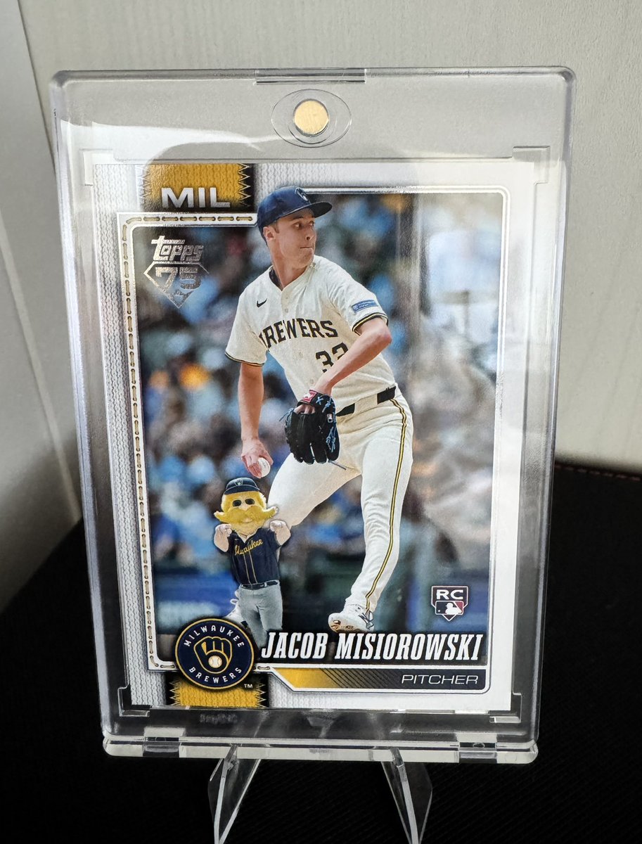 Hidden Mascot 🫣 🎉
2026 Topps Celebration - JACOB MISIOROWSKI Hidden Mascot RC #10 - Brewers ebay.us/m/OFKPty #eBay via <a href="/eBay/">eBay</a>