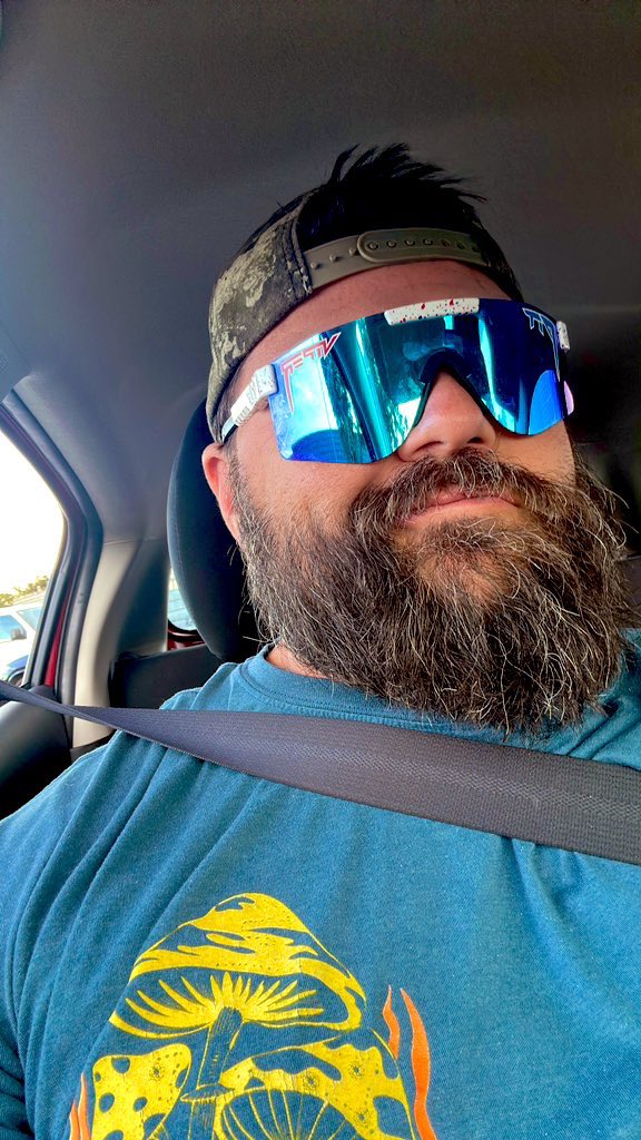 domdadnextdoor's tweet photo. Off work and time to get drunk on your dime🫵 #mster #domination #alphamale #alphadominant #alpha #dominant #findom #findommaster #findomalpha #tribute #paypig #humanatm #cashmaster #cashdrain https://t.co/rWZvONtbL5