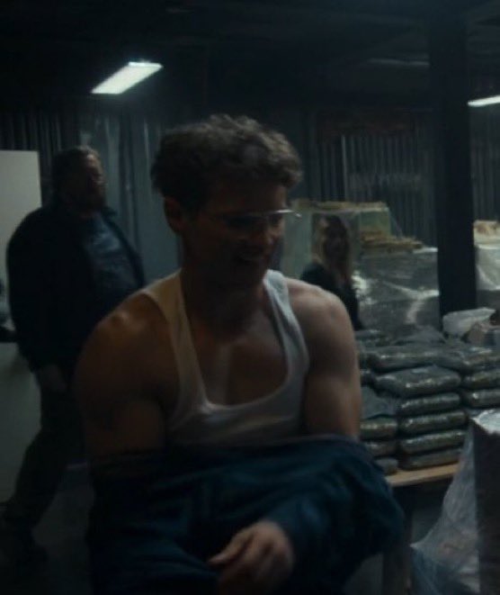 arya *ೃ༄ 🍉 follow limit! tweet media