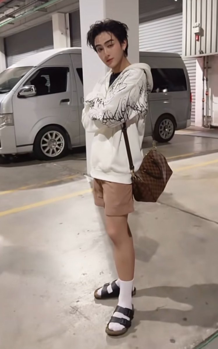 🍀พืช :P tweet media