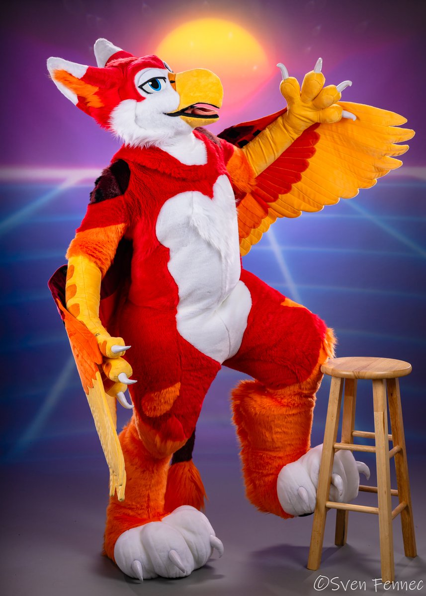 SvenFennec's tweet photo. Please check out my photo work and lighting effects if your interested in a unique photo session and check out my website.

 Help spread my work around and its like giving the fox treats🦊💕

#furryfandom #fursuitphotos https://t.co/mxsZYThmwB