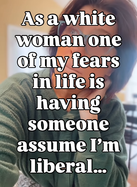 Laura PaysAttention tweet media