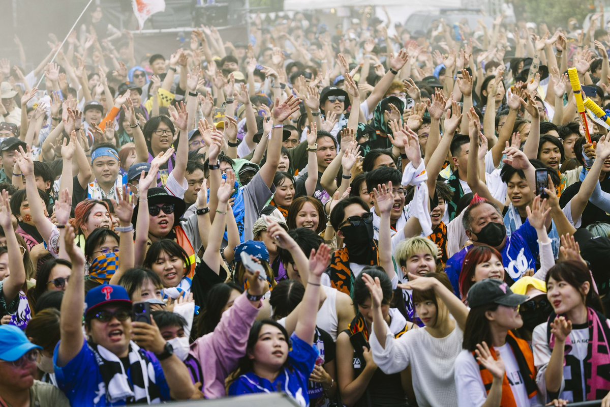 PiscoBand's tweet photo. 台湾の最南端に再び戻り、『台湾祭』のメインステージでライブし、比類なき光景を目にしました！

天からの恵みの好天気のおかげで、とても幸せな体験でした。  ありがとうございました！

📷 台灣祭 https://t.co/tkvwVw9irS